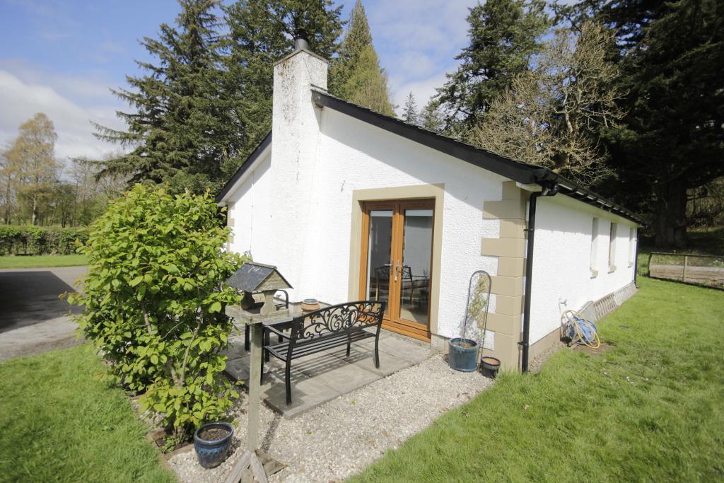 2 Bedroom Cottage To Let in Kippen Road, Fintry, G63 0LW Endrick Property Sales, Lettings
